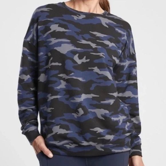 Athleta Studio To Street Printed Camo Blue Pullover Crew Neck Sweatshirt Size XS - Picture 1 of 6